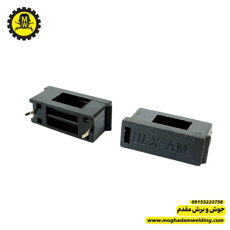 پین فیوز روی بردی بزرگ